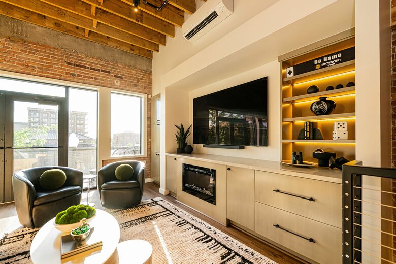 Historic Elegance Steps from Ski Access | Est 1878 - Ogden, Utah