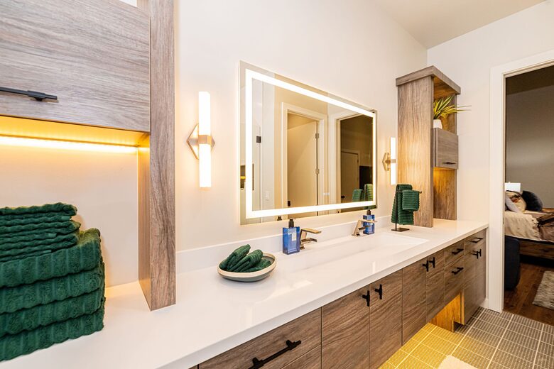 Historic Elegance Steps from Ski Access | Est 1878 - Ogden, Utah