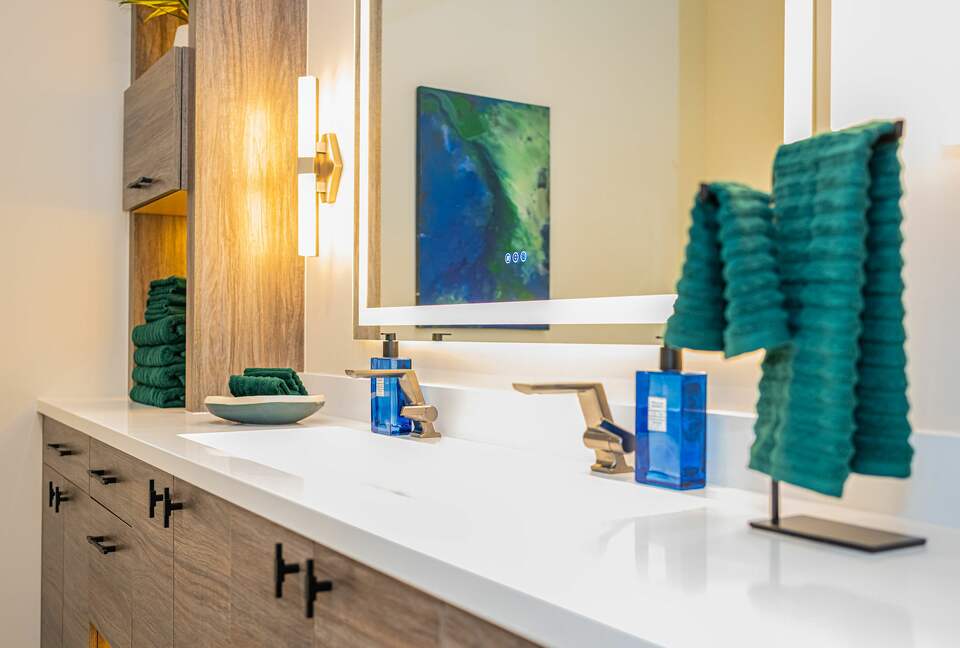 Historic Elegance Steps from Ski Access | Est 1878 - Ogden, Utah