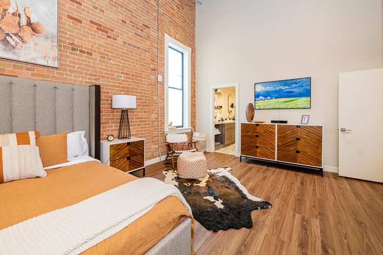 Historic Elegance Steps from Ski Access | Est 1878 - Ogden, Utah