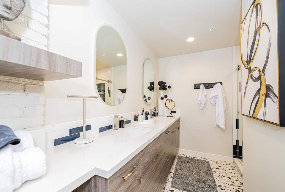 Historic Elegance Steps from Ski Access | Est 1878 - Ogden, Utah