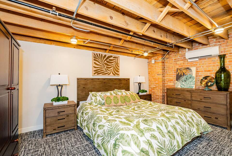 Historic Elegance Steps from Ski Access | Est 1878 - Ogden, Utah