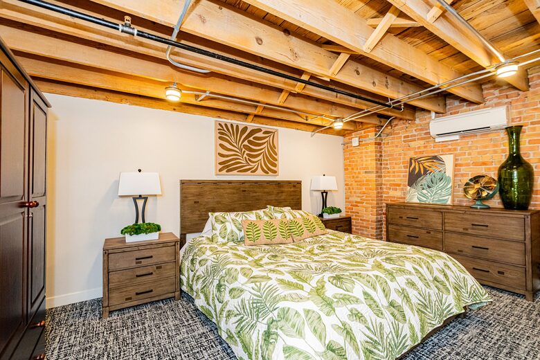 Historic Elegance Steps from Ski Access | Est 1878 - Ogden, Utah