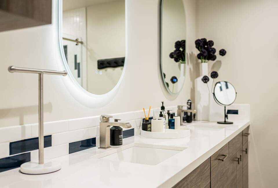 Historic Elegance Steps from Ski Access | Est 1878 - Ogden, Utah