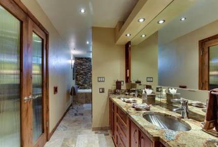 Vail Mountain Contemporary - Vail, Colorado