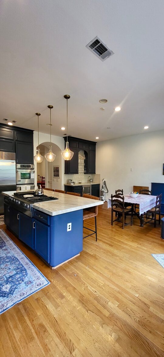 Elegant Family Escape in Houston’s Camp Logan - Houston, Texas