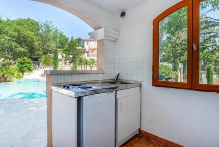 Provençal Home with Panoramic Countryside Views - Saint-Maximin-la-Sainte-Baume, France