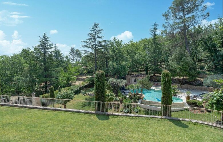 Provençal Home with Panoramic Countryside Views - Saint-Maximin-la-Sainte-Baume, France