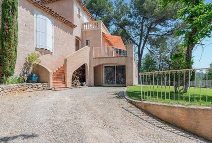 Provençal Home with Panoramic Countryside Views - Saint-Maximin-la-Sainte-Baume, France