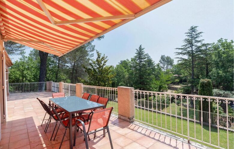 Provençal Home with Panoramic Countryside Views - Saint-Maximin-la-Sainte-Baume, France
