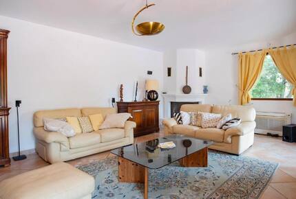 Provençal Home with Panoramic Countryside Views - Saint-Maximin-la-Sainte-Baume, France