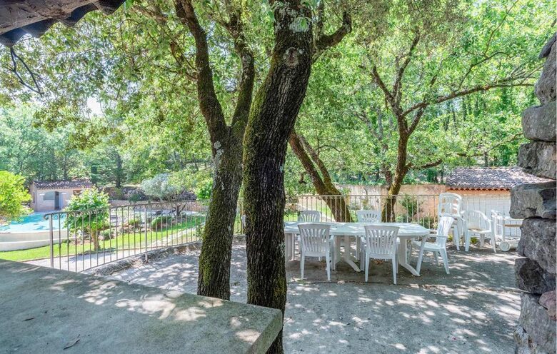 Provençal Home with Panoramic Countryside Views - Saint-Maximin-la-Sainte-Baume, France