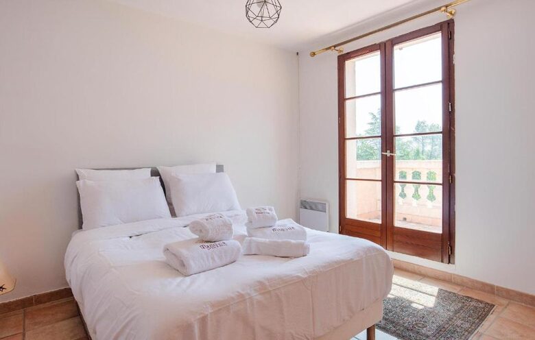 Provençal Home with Panoramic Countryside Views - Saint-Maximin-la-Sainte-Baume, France