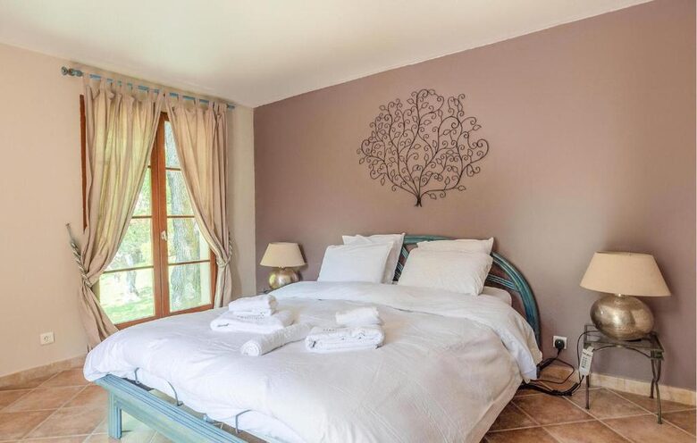 Provençal Home with Panoramic Countryside Views - Saint-Maximin-la-Sainte-Baume, France