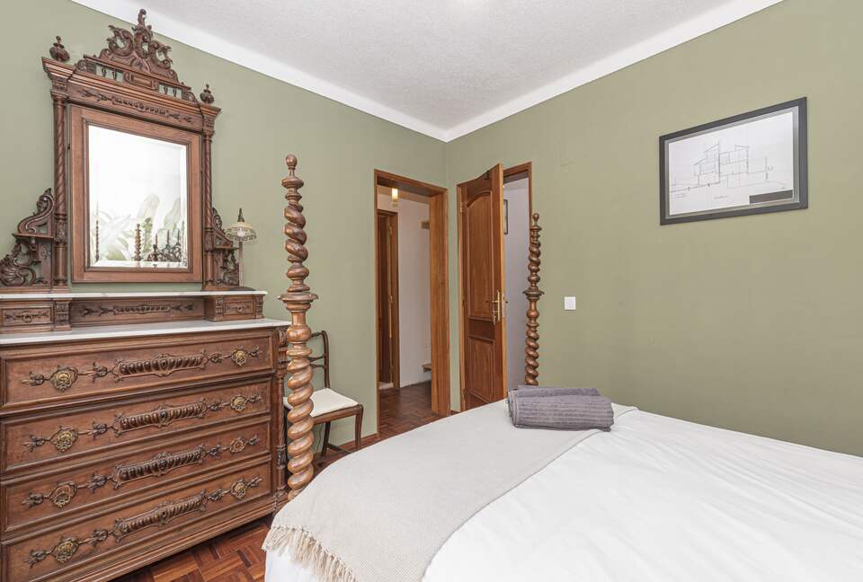 Charming Riverside Retreat with Stunning Tagus Views - Cacilhas, Portugal