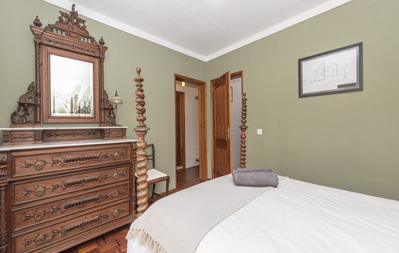 Charming Riverside Retreat with Stunning Tagus Views - Cacilhas, Portugal