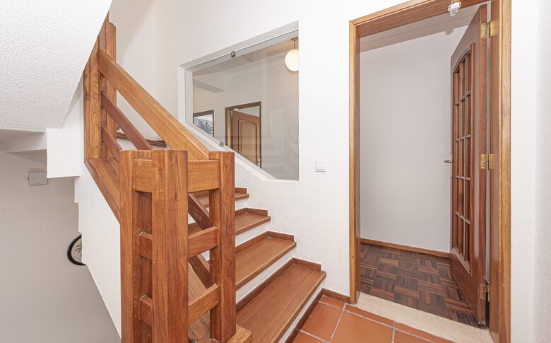 Charming Riverside Retreat with Stunning Tagus Views - Cacilhas, Portugal