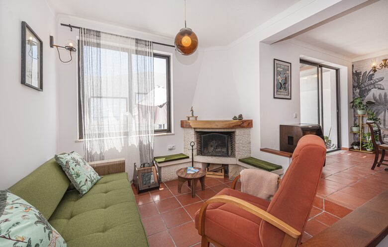 Charming Riverside Retreat with Stunning Tagus Views - Cacilhas, Portugal