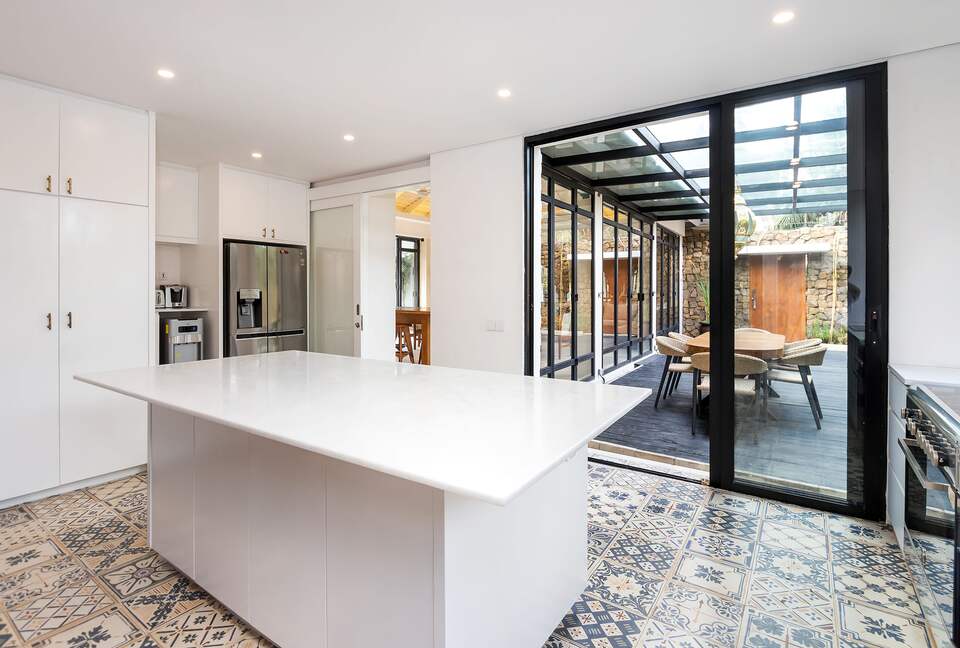 Architect-Designed Seminyak Oasis with Private Pool - Seminyak, Indonesia