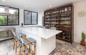 Architect-Designed Seminyak Oasis with Private Pool - Seminyak, Indonesia