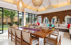 Architect-Designed Seminyak Oasis with Private Pool - Seminyak, Indonesia