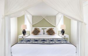 Architect-Designed Seminyak Oasis with Private Pool - Seminyak, Indonesia