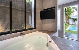 Architect-Designed Seminyak Oasis with Private Pool - Seminyak, Indonesia