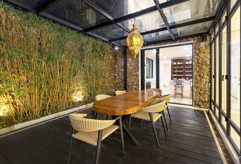 Architect-Designed Seminyak Oasis with Private Pool - Seminyak, Indonesia