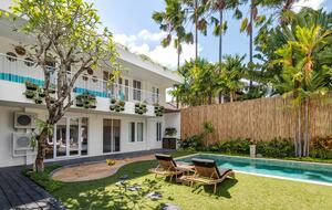 Architect-Designed Seminyak Oasis with Private Pool - Seminyak, Indonesia