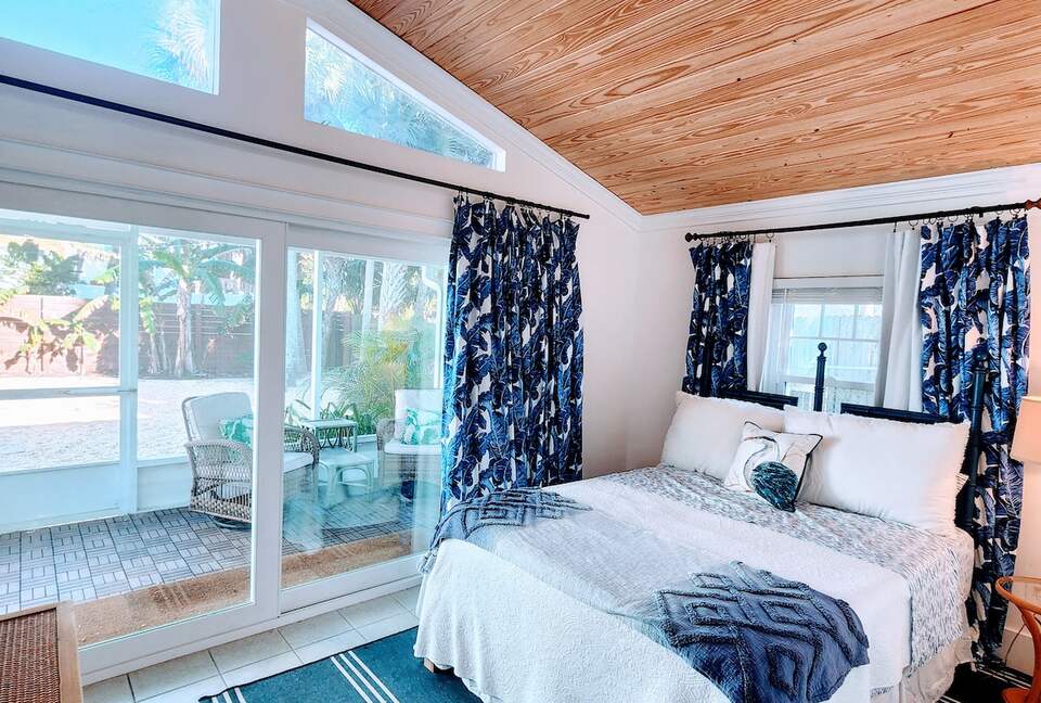 Golden Hour Cottage by the Sea - Flagler Beach, Florida