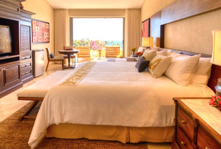 Las Residencias, Studio Villa