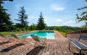 Luxury Wine Country Villa with Panoramic Vineyard Views - Soglio, Italy