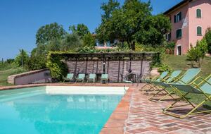 Luxury Wine Country Villa with Panoramic Vineyard Views - Soglio, Italy