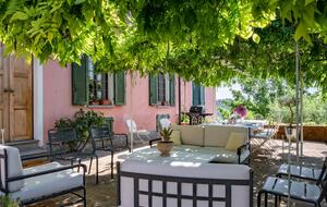 Luxury Wine Country Villa with Panoramic Vineyard Views - Soglio, Italy