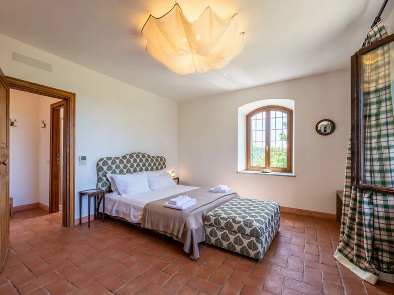 Luxury Wine Country Villa with Panoramic Vineyard Views - Soglio, Italy