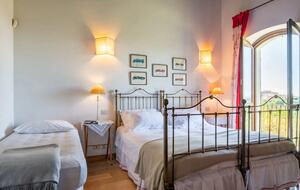 Luxury Wine Country Villa with Panoramic Vineyard Views - Soglio, Italy