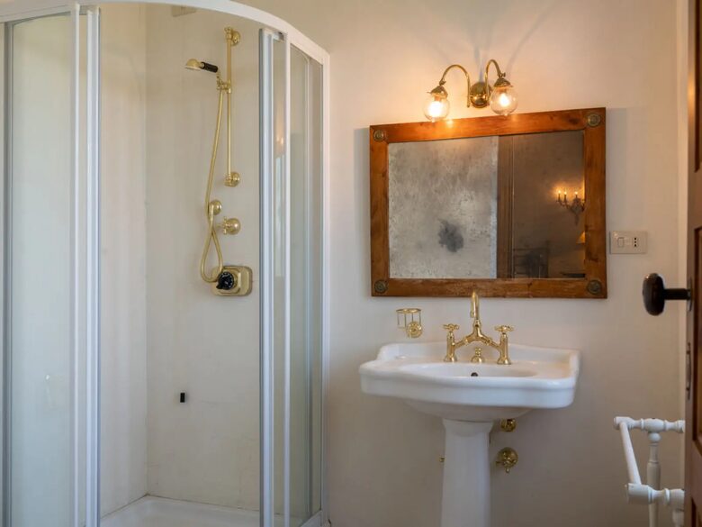 Luxury Wine Country Villa with Panoramic Vineyard Views - Soglio, Italy