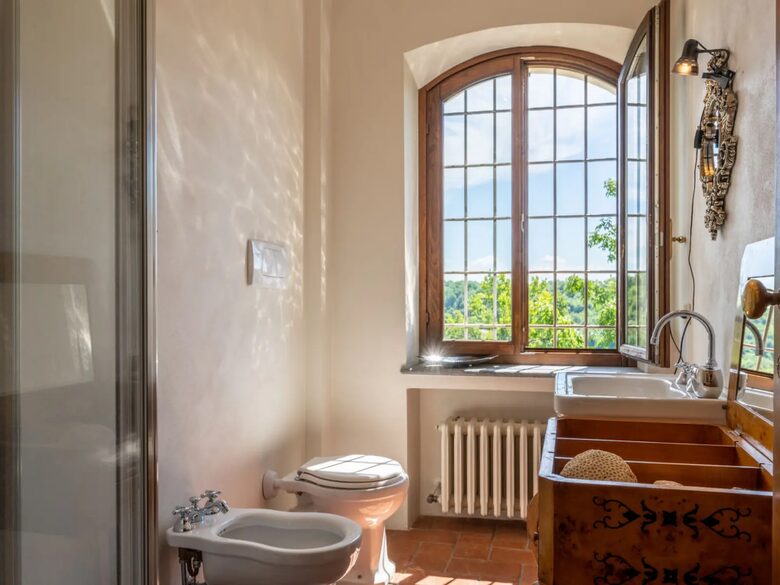 Luxury Wine Country Villa with Panoramic Vineyard Views - Soglio, Italy