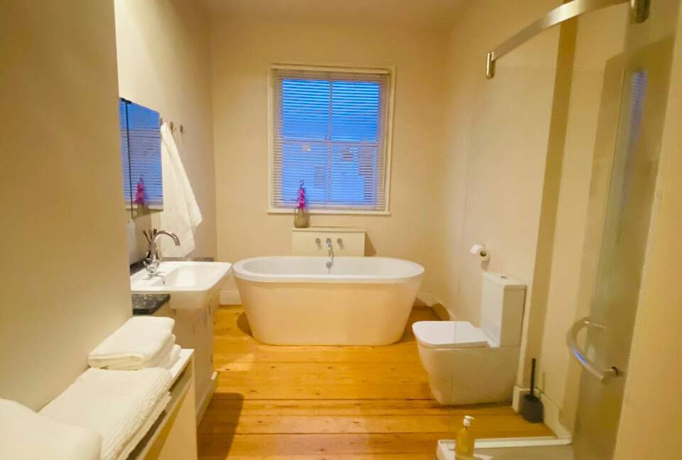 Charming Regency Retreat Near Cheltenham Racecourse - Cheltenham, United Kingdom