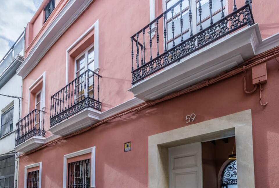 Luxurious Moroccan-Style Villa with Panoramic City Views - Seville, Spain