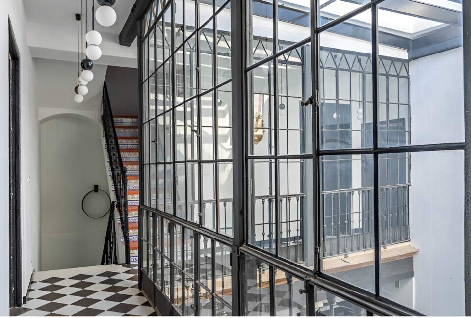 Luxurious Moroccan-Style Villa with Panoramic City Views - Seville, Spain