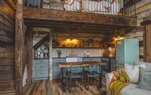 Charmed by History | A Pair of Thoughtfully Restored Retreats - Loganville, Georgia