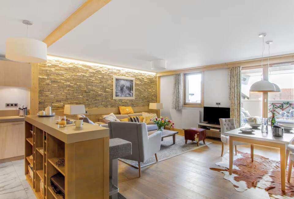 Elegant Alpine Retreat in Courchevel 1550 - Courchevel, France