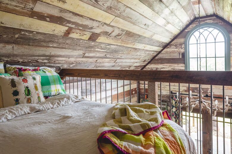 Charmed by History | A Pair of Thoughtfully Restored Retreats - Loganville, Georgia