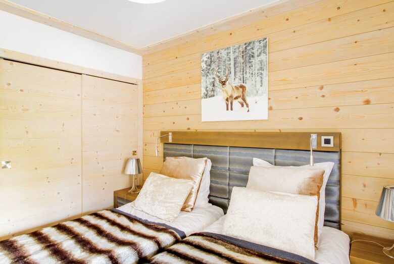 Elegant Alpine Retreat in Courchevel 1550 - Courchevel, France