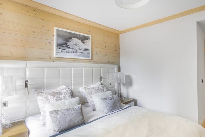 Elegant Alpine Retreat in Courchevel 1550 - Courchevel, France