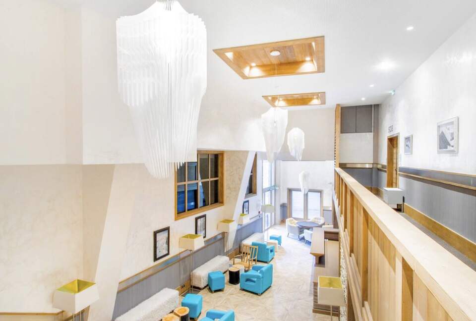 Elegant Alpine Retreat in Courchevel 1550 - Courchevel, France