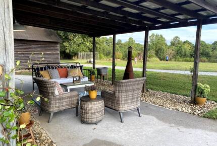 Charmed by History | A Pair of Thoughtfully Restored Retreats - Loganville, Georgia