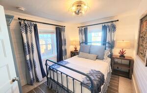 Golden Hour Cottage by the Sea - Flagler Beach, Florida