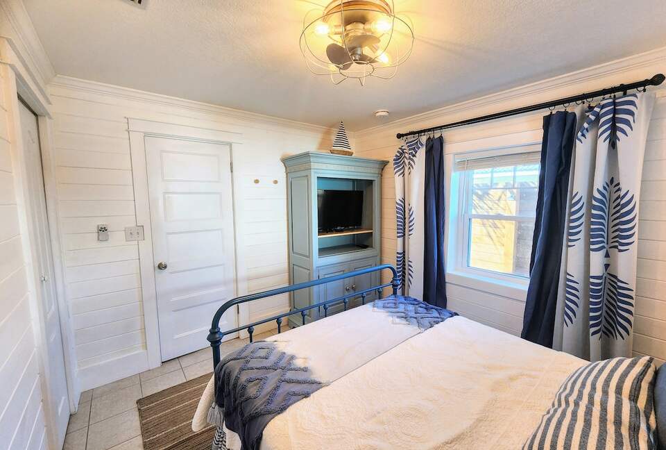 Golden Hour Cottage by the Sea - Flagler Beach, Florida